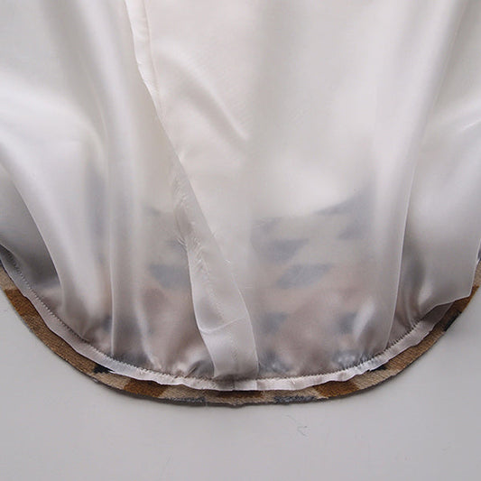 Cascade Duffle Coat lining attached to center back facing with graded seam allowance and pressed pleat detail